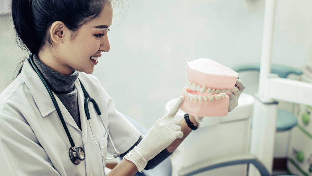 Conheça os tipos de implante dentário